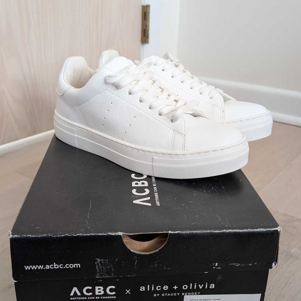 Alice + Olivia ACBC Collaboration - Thea White Shoes - Size 38EU / 8US - New
